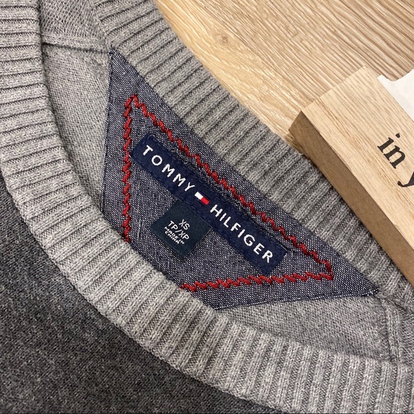 Sweater - Picture 3 of 3